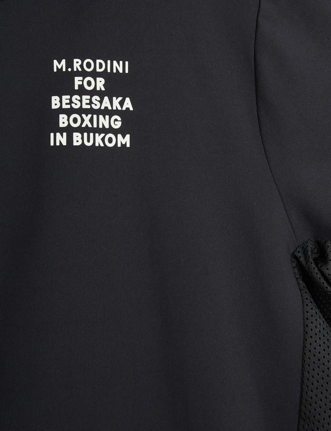 Besesaka Vuxen Mesh T-Shirt