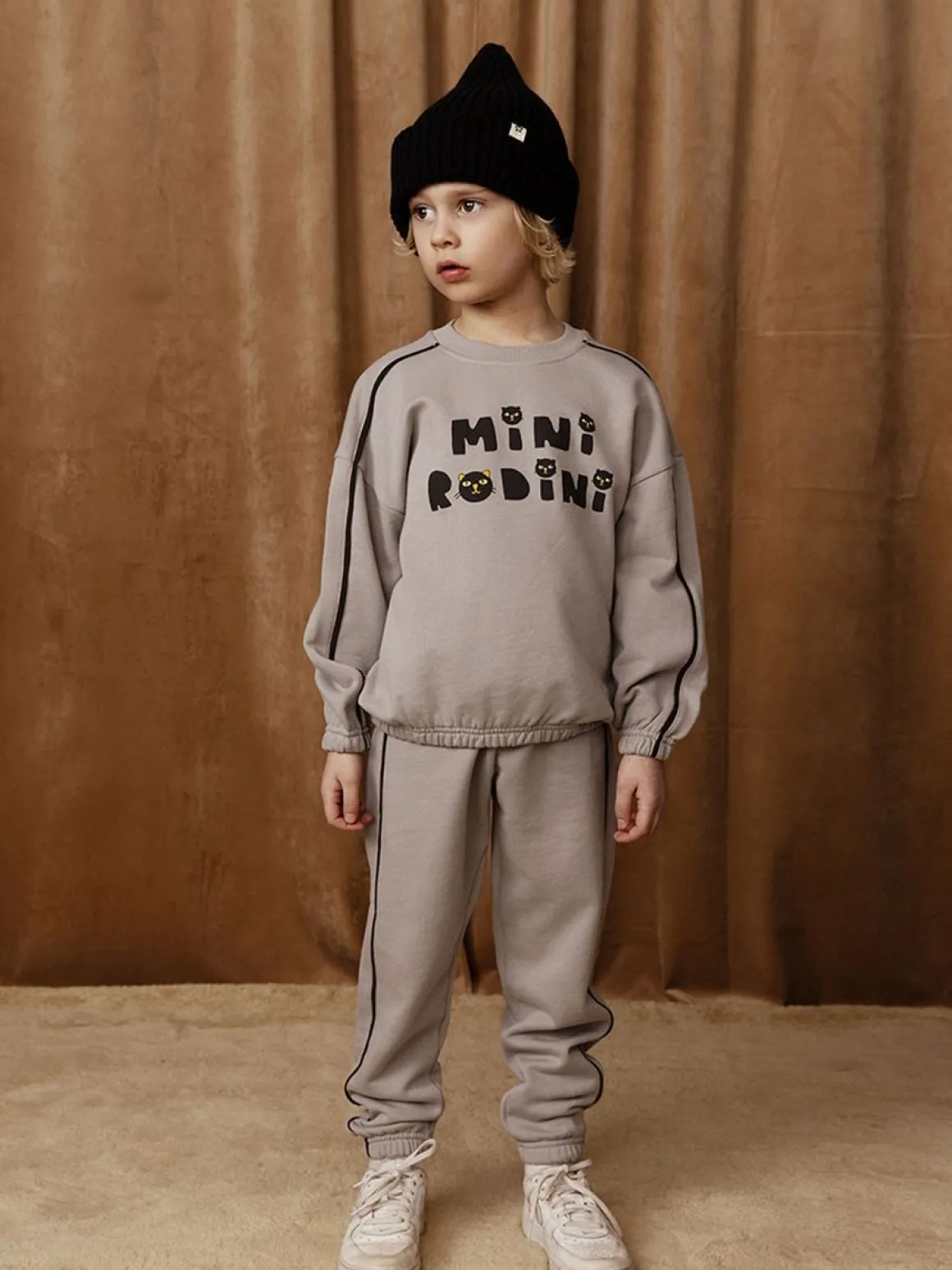 Plain Piping Sweatpants