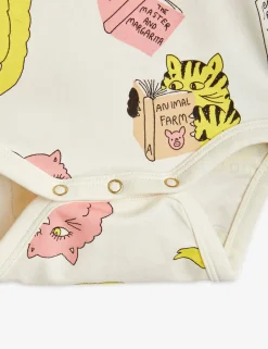 Reading Cats Body